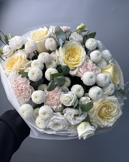 Пастельная гармония с розами и хризантемами с доставкой по Астане