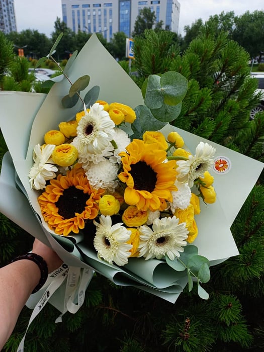Солнечное настроение с подсолнухами