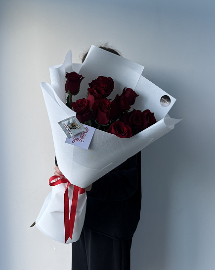 Bouquet of Meter roses flowers delivered to Astana