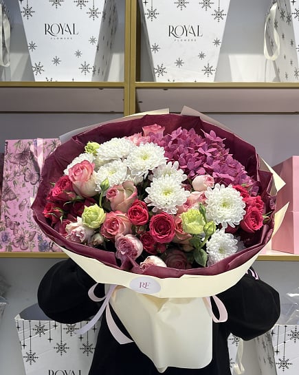 Нежный букет из роз и хризантем с доставкой по Астане