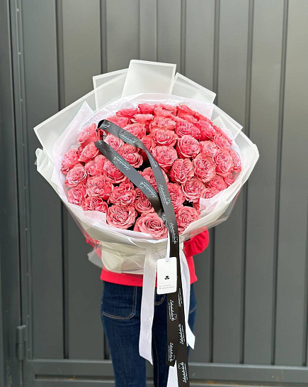 Шикарный букет из пионовидных роз с доставкой по Шымкенте