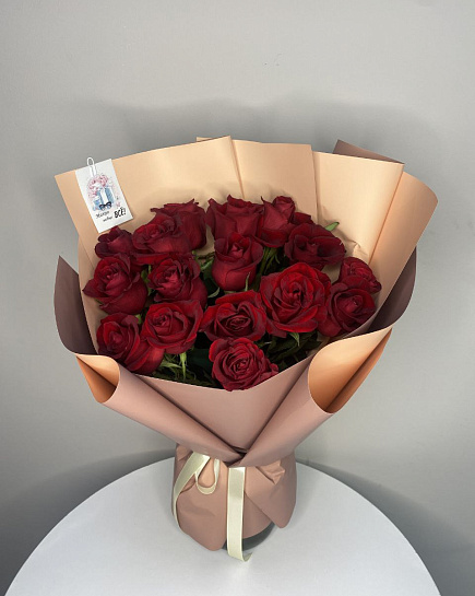 Букет красных роз  с доставкой по Астане