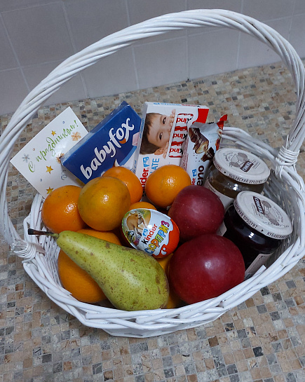 Сет из фруктов и сладостей  с доставкой по Павлодаре