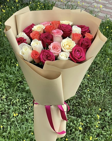 25 микс роз в аква бумаге with delivery to Pavlodar