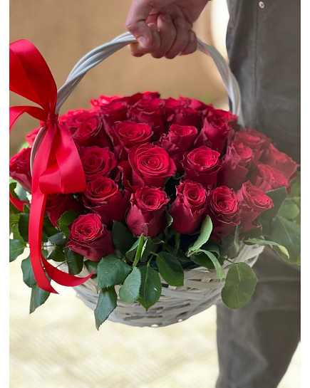 Bouquet of Premium basket of 25 roses flowers delivered to Kostanay.