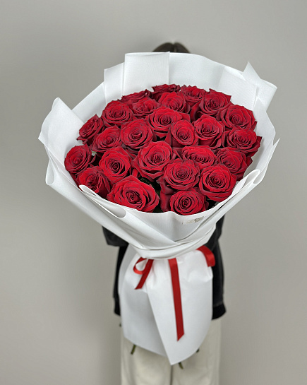 25 meter roses (80-90 cm) with delivery to Astana