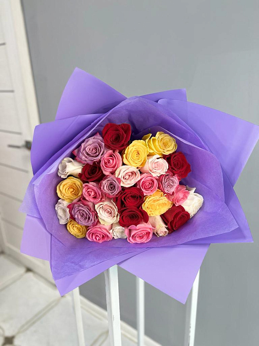 33 roses