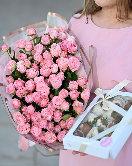 Bouquet of Set Strawberry flowers delivered to Astana