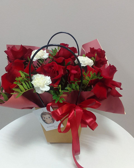 Bouquet of rose and dianthus flowers delivered to Astana