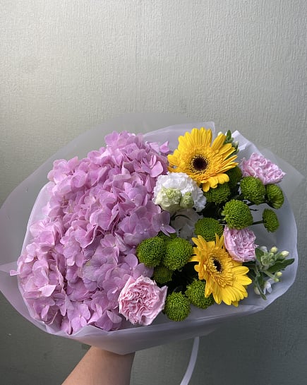 Асимметричный букет из гортензий, гербер и хризантем with delivery to Astana