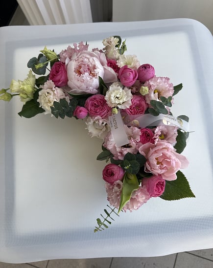 Нежный букет из пионов и ранункулюсов с доставкой по Астане