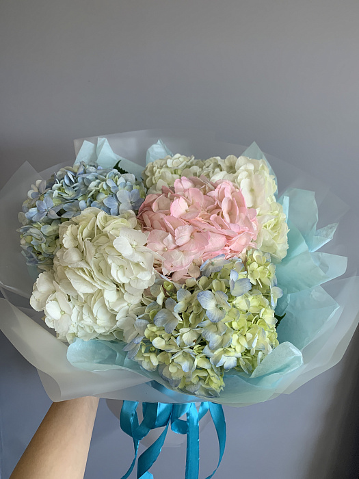 Assembled bouquet