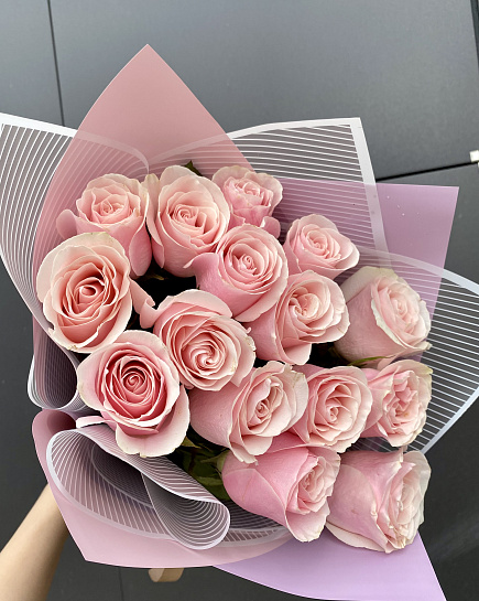 Bouquet of 15 roses flowers delivered to Uralsk