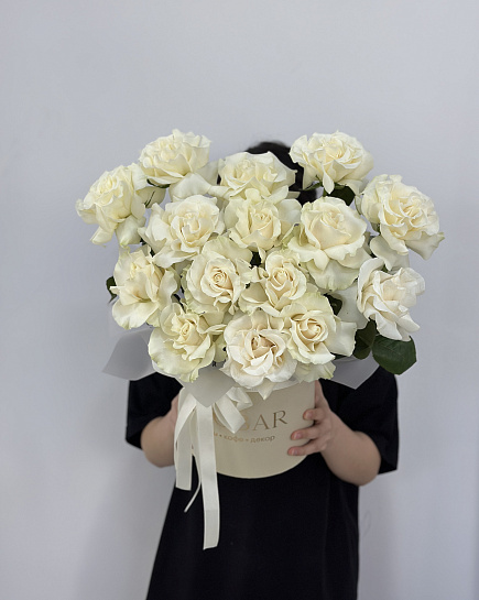 Bouquet of 15 roses flowers delivered to Astana