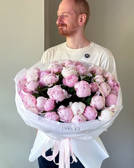 Пионы 01 VLVT Flowers с доставкой по Алматы