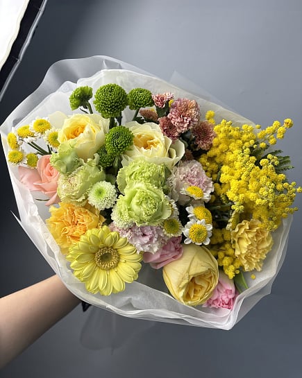 Весенний букет с мимозой и герберами с доставкой по Астане