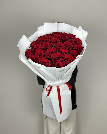 25 meter roses (80-90 cm) with delivery to Astana