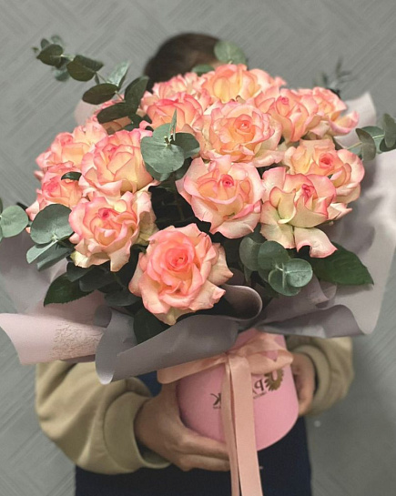 Bouquet of 17 French Roses with delivery to Almaty