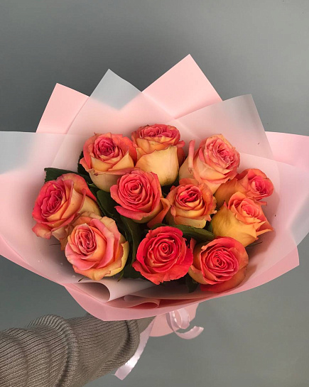 Bouquet of 11 roses (to the florist's taste) with delivery to Almaty