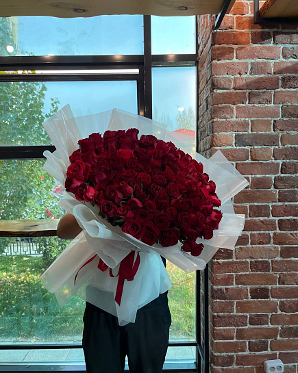 Bouquet of 101 red rose flowers delivered to Astana