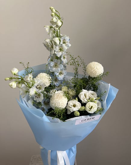 Небесная свежесть с дельфиниумом с доставкой по Астане