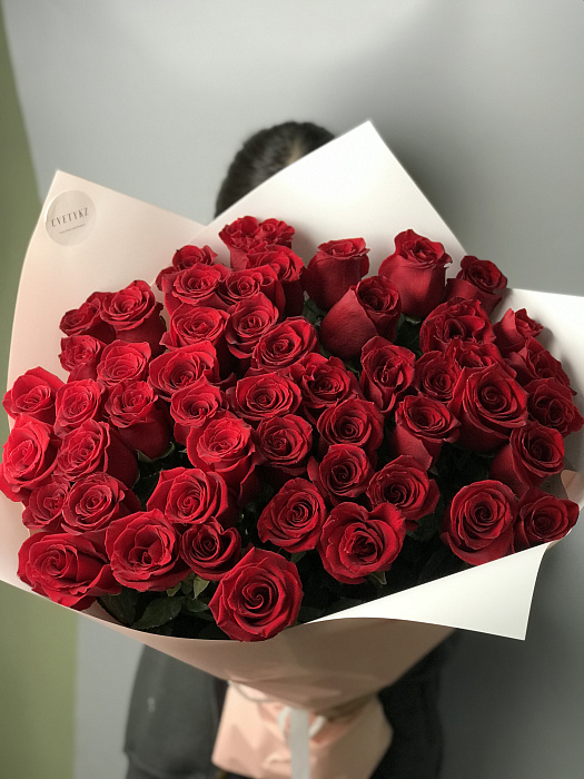 Высокие красные розы 51 шт