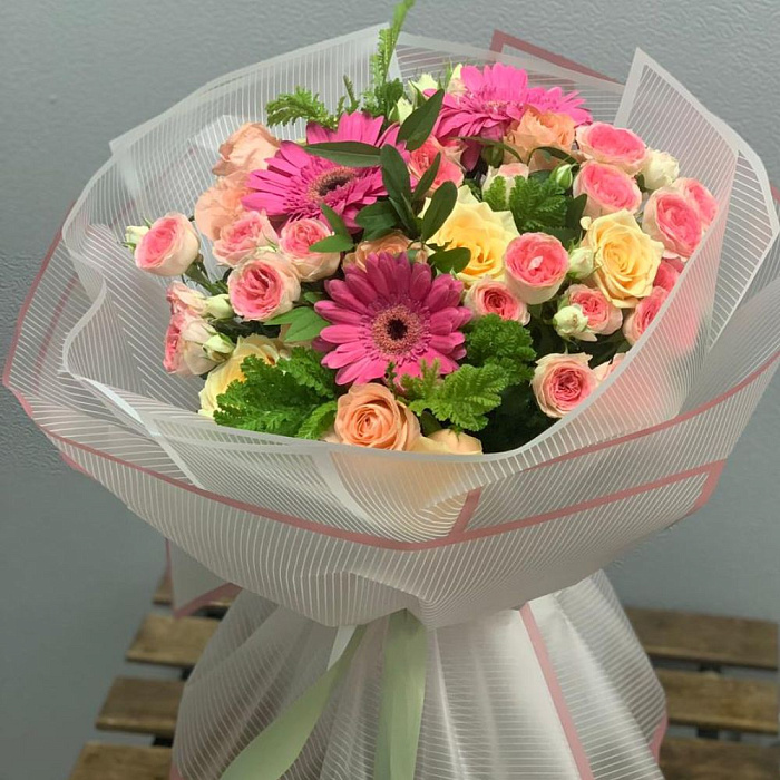 Delicate Euro bouquet of roses and gerberas in Almaty