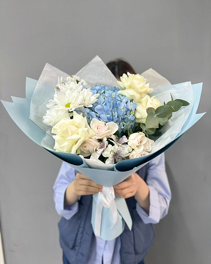 Bouquet of Composition Freshness flowers delivered to Aktau