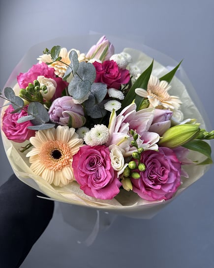 Розовое очарование с герберами и лилиями с доставкой по Астане