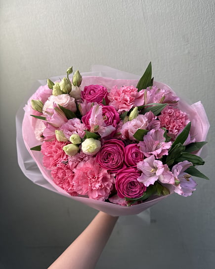 Розовое очарование с пионовидными розами with delivery to Astana