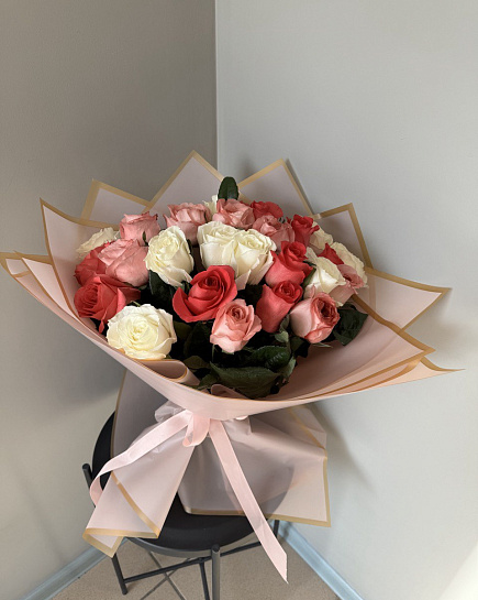 Bouquet of 25 Dutch roses with delivery to Pavlodar