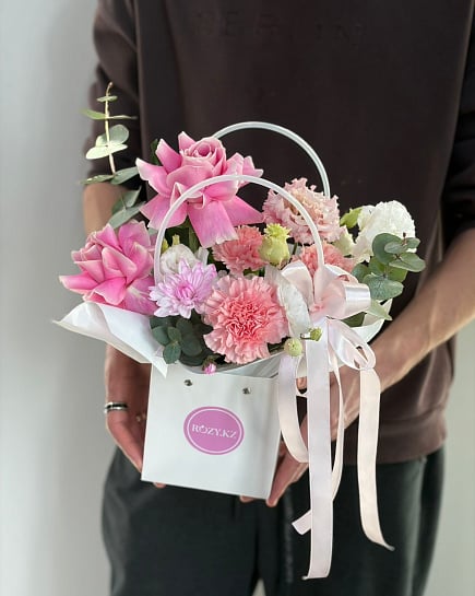 Цветы 14900 ₸ с доставкой по Астане