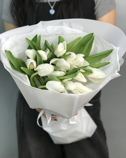 White tulips 15pcs with delivery to Astana