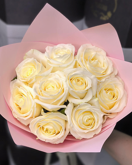 Белые розы 15  с доставкой по Алматы