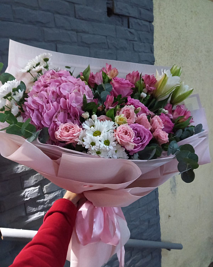 Bouquet of Summer garden flowers delivered to Almaty