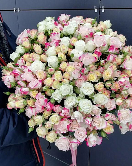 Bouquet of Mixed bouquet of roses 