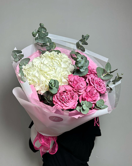 Bouquet of Euro Bouquet of roses and hydrangea flowers delivered to Ust-Kamenogorsk