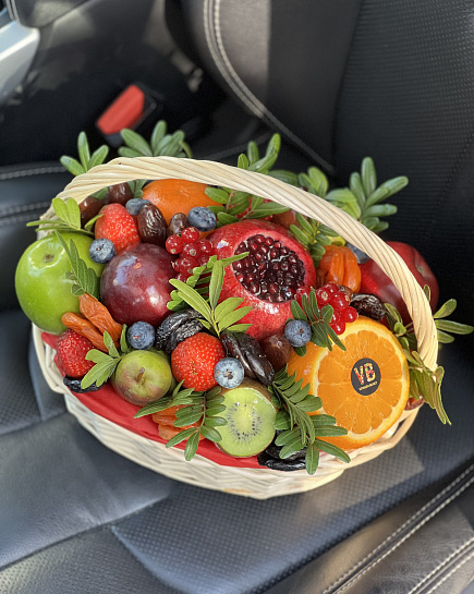 Bouquet of Basket of fruits/dried fruits/berries 25 cm flowers delivered to Almaty