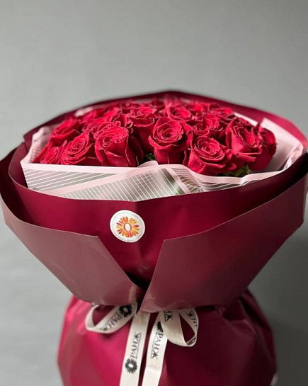 Букет из 35 красных Голландских роз  с доставкой по Алматы