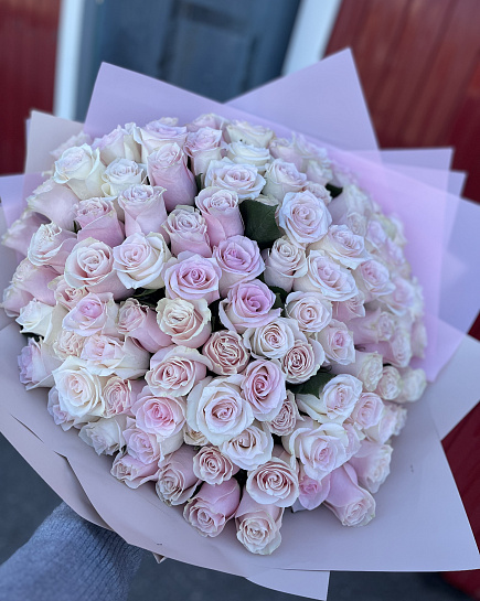 Bouquet of 101 rose flowers delivered to Rudniy