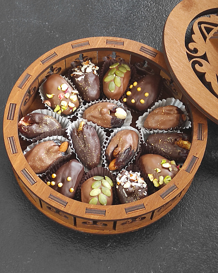Bouquet of Yurt box, 15 dates in Belgian chocolate flowers delivered to Almaty