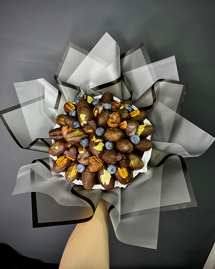 Bouquet of chocolate covered dates size S flowers delivered to Astana