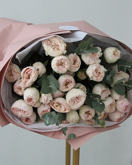 Букет кустовых пионовидных роз с доставкой по Астане