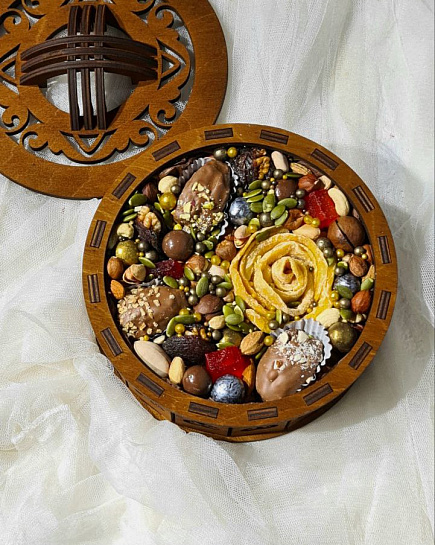 Bouquet of Yurt box with nuts and dates flowers delivered to Almaty