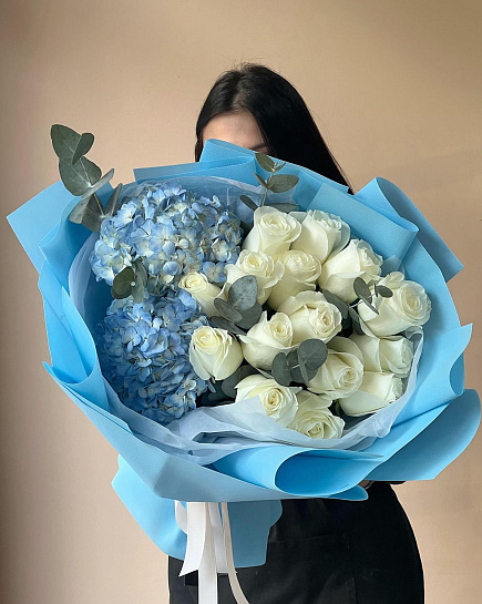 Bouquet of Roses and Hydrangeas ❤️ flowers delivered to Almaty