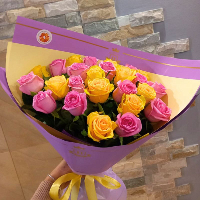 Акция Букет из 25 голландской розы в Алматы