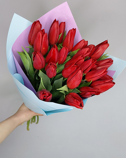 Красные тюльпаны с доставкой по Павлодаре
