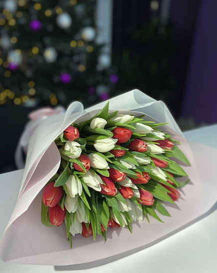 Bouquet of Gorgeous tulips flowers delivered to Rudniy