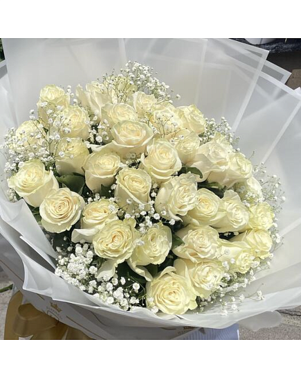 Bouquet of White Rose flowers delivered to Almaty